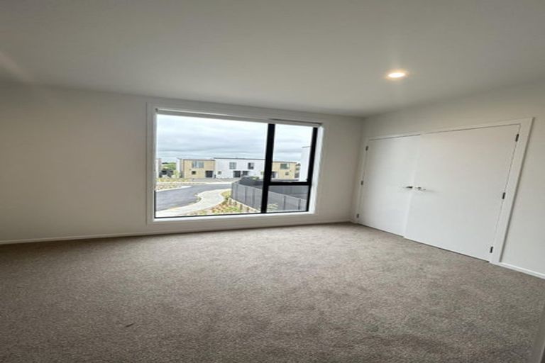 Photo of property in 1 Pipi Place, Levin, 5510
