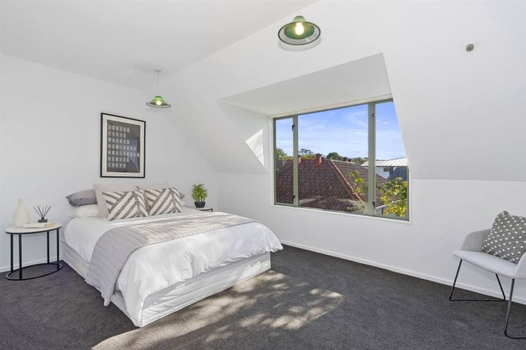 Photo of property in Hagley Mews, 3/454 Hagley Avenue, Christchurch Central, Christchurch, 8011
