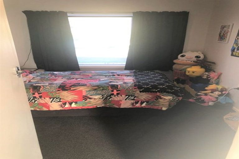 Photo of property in 9 Baylands Drive, Newlands, Wellington, 6037