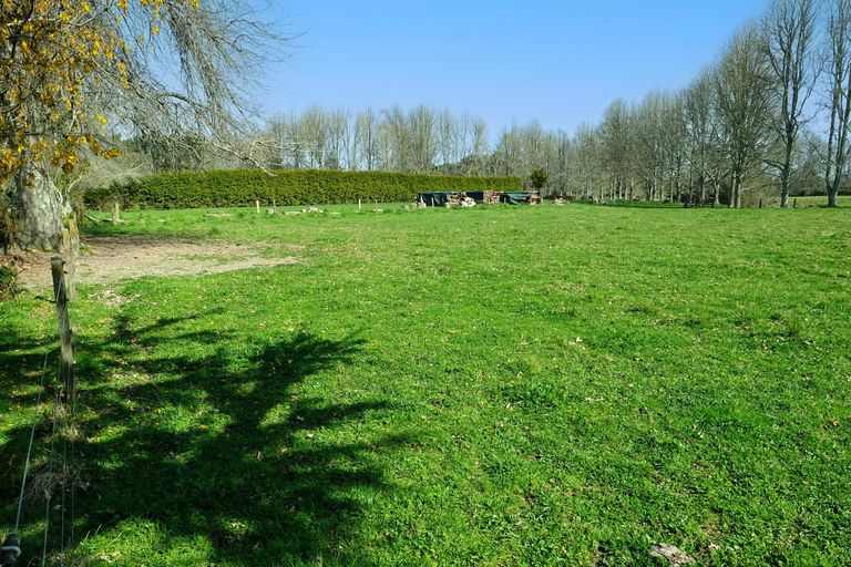 Photo of property in 64 Peacockes Lane, Peacocke, Hamilton, 3282