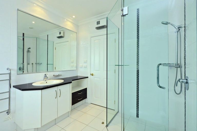 Photo of property in 109 Kent Terrace, Taradale, Napier, 4112