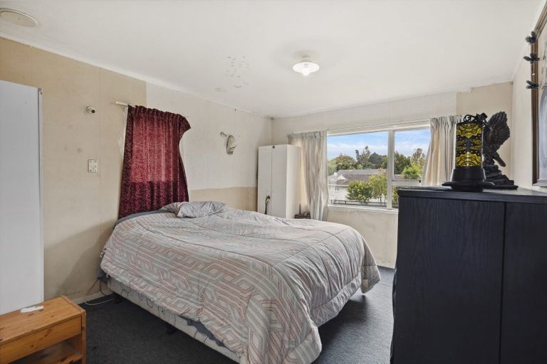 Photo of property in 2 Trounson Avenue, Clendon Park, Auckland, 2103