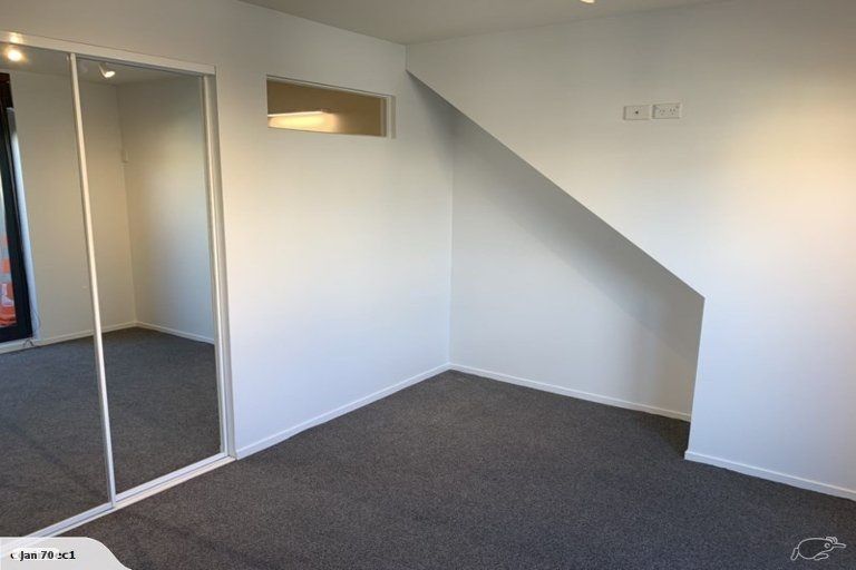 Photo of property in Pirie Street Townhouses, 35u3 Pirie Street, Mount Victoria, Wellington, 6011