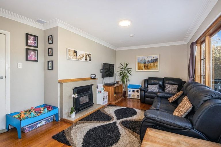 Photo of property in 34 Chesterton Street, Johnsonville, Wellington, 6037