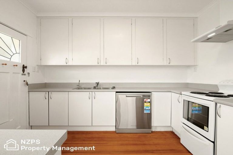 Photo of property in 111 Mornington Road, Kenmure, Dunedin, 9011
