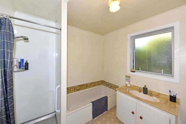 Photo of property in 42 Toorak Avenue, Avonhead, Christchurch, 8042