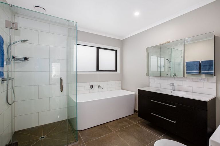 Photo of property in 24 Queen Charlotte Drive, Aotea, Porirua, 5024