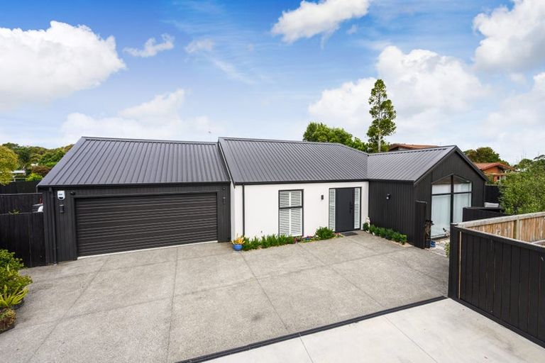 Photo of property in 76 Slacks Road, Awapuni, Palmerston North, 4412