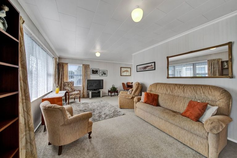 Photo of property in 93b Tukapa Street, Westown, New Plymouth, 4310