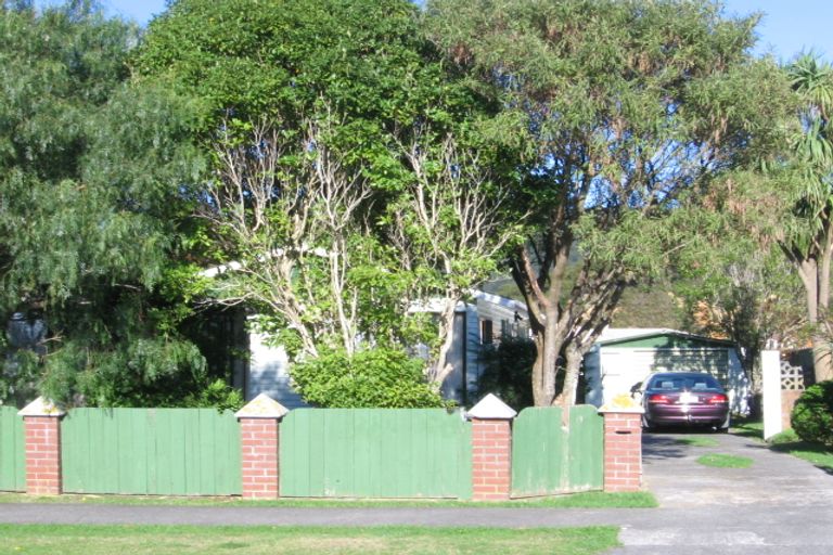Photo of property in 7 Karamea Grove, Wainuiomata, Lower Hutt, 5014