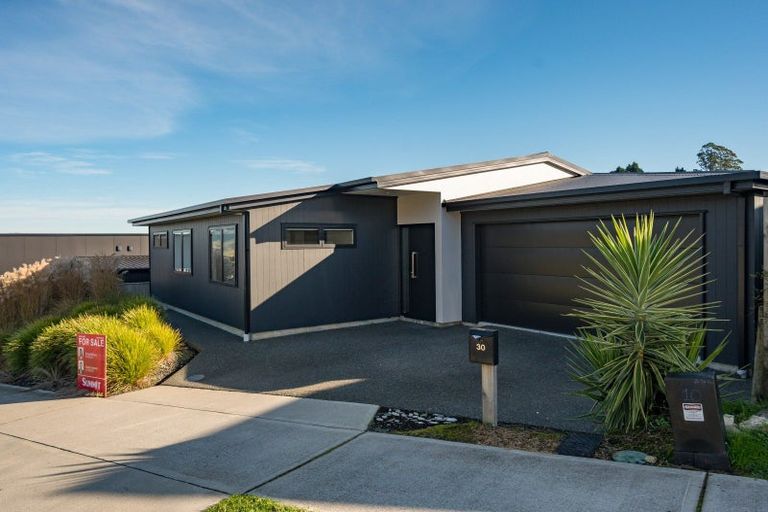 Photo of property in 30 Huntaway Close, Stoke, Nelson, 7011