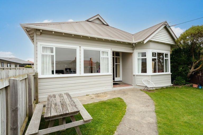 Photo of property in 63a Royal Crescent, Saint Kilda, Dunedin, 9012