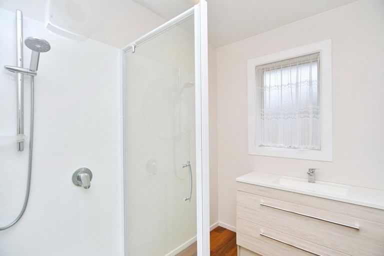 Photo of property in 379 Wairakei Road, Burnside, Christchurch, 8053