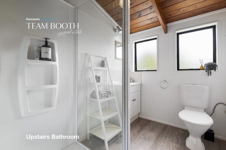 Photo of property in 2/29 Lancaster Road, Beach Haven, Auckland, 0626