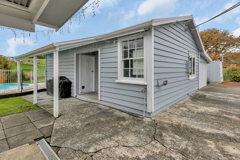 Photo of property in Taipuha Sett Road, Taipuha, Paparoa, 0571