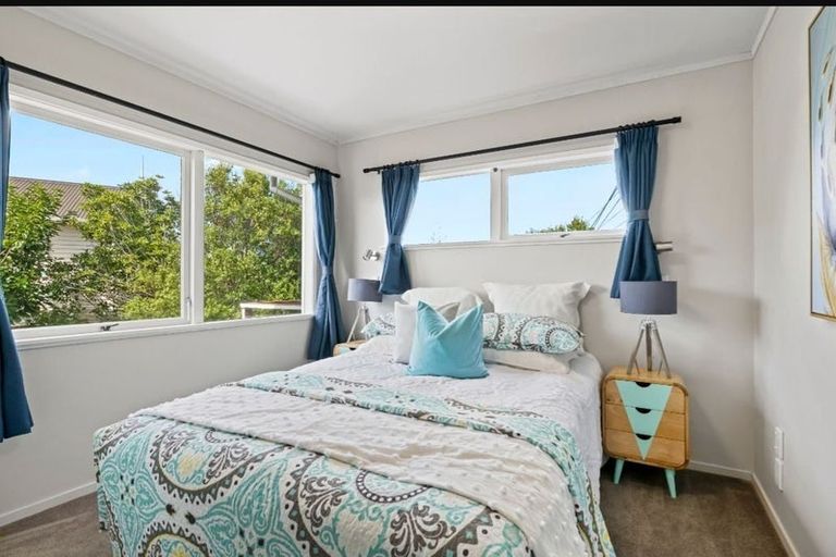 Photo of property in 31a Hythe Terrace, Mairangi Bay, Auckland, 0630