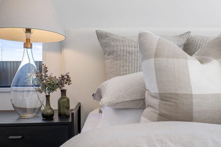 Photo of property in 18 Rita Angus Road, Belfast, 8051