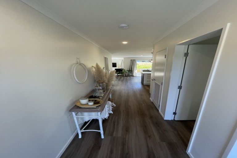 Photo of property in 151 Amesbury Drive, Churton Park, Wellington, 6037