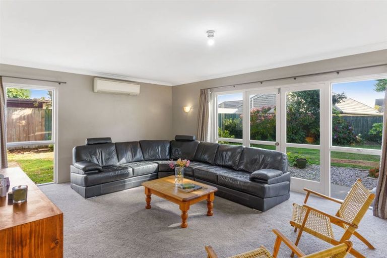 Photo of property in 20 Hillcrest Place, Avonhead, Christchurch, 8042