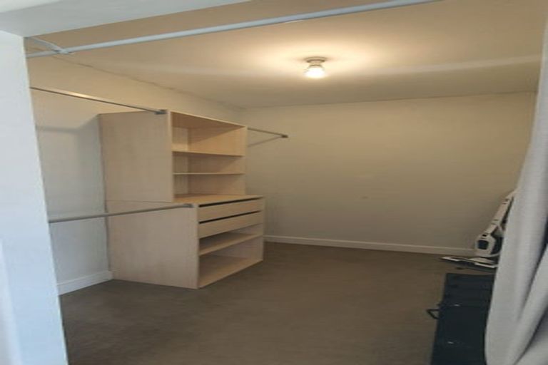 Photo of property in 62 Taylor Terrace, Tawa, Wellington, 5028