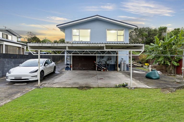 Photo of property in 23 Epping Road, Henderson, Auckland, 0610