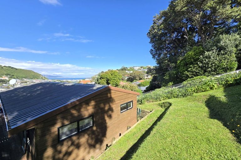 Photo of property in 34a Severn Street, Island Bay, Wellington, 6023
