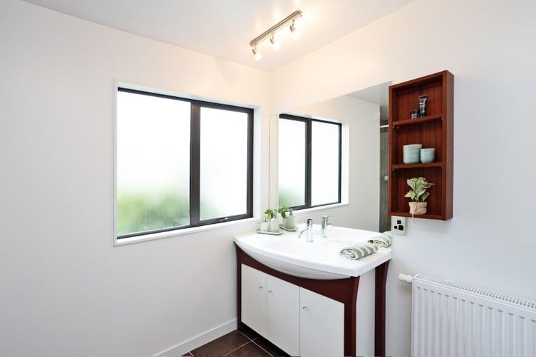 Photo of property in 146 Oreti Road, Otatara, Invercargill, 9879