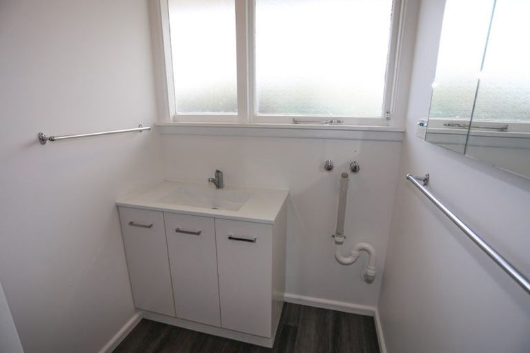 Photo of property in 73 Fairfield Avenue, Addington, Christchurch, 8024