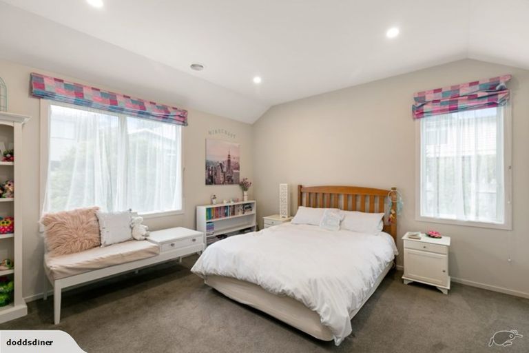 Photo of property in 5 Winsley Terrace, Churton Park, Wellington, 6037