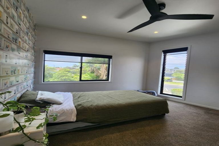 Photo of property in 7 Renata Crescent, Te Atatu Peninsula, Auckland, 0610