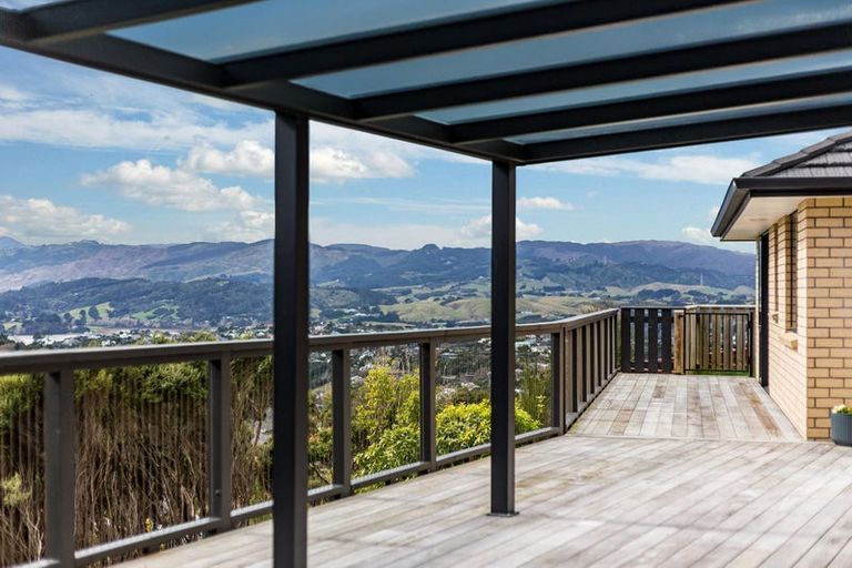 Photo of property in 27 Topsail Way, Whitby, Porirua, 5024