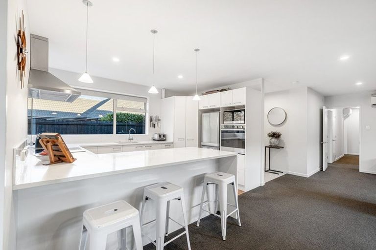 Photo of property in 51 Carradale Avenue, Broomfield, Christchurch, 8042