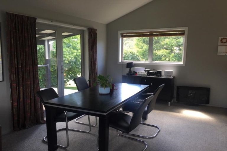 Photo of property in 31 Kowhai Drive, Wanaka, 9305