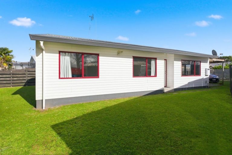 Photo of property in 13b Emery Place, Papamoa Beach, Papamoa, 3118