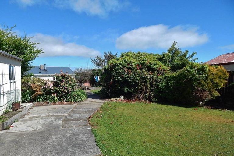 Photo of property in 56 Domett Street, Westport, 7825