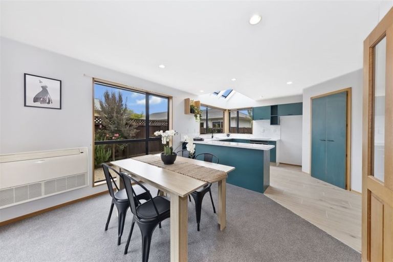 Photo of property in 16 Cardiff Avenue, Somerfield, Christchurch, 8024