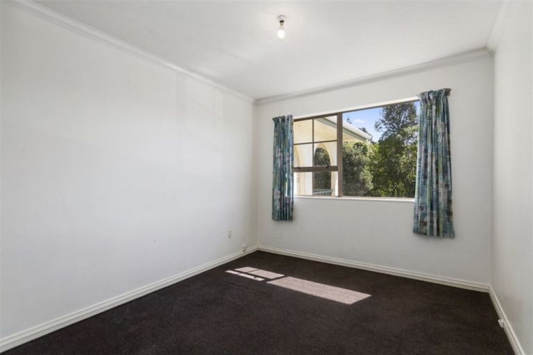 Photo of property in 10 Longitude Place, Whitby, Porirua, 5024