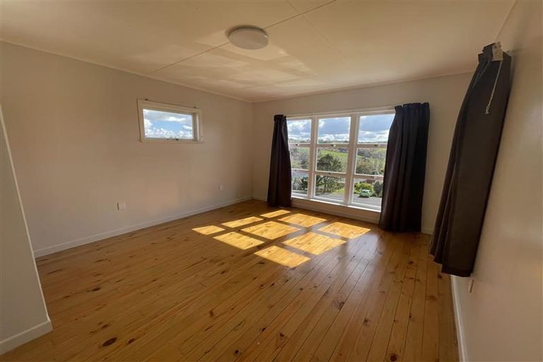 Photo of property in 34 View Street, Maungaturoto, 0520