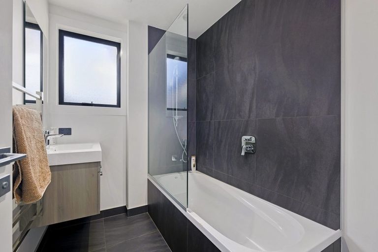 Photo of property in 13&13a Quarry Place, Lake Hayes, Queenstown, 9304