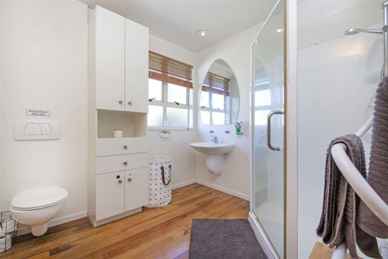 Photo of property in 85 Gloria Avenue, Te Atatu Peninsula, Auckland, 0610