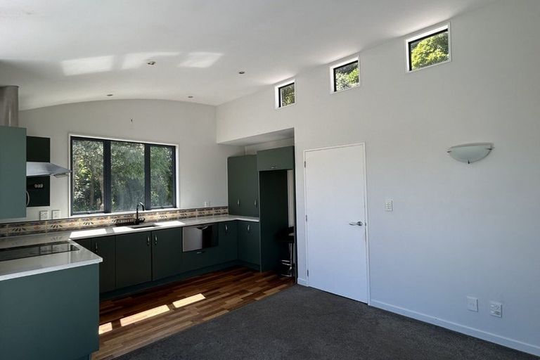 Photo of property in 59a Mana View Road, Paremata, Porirua, 5026