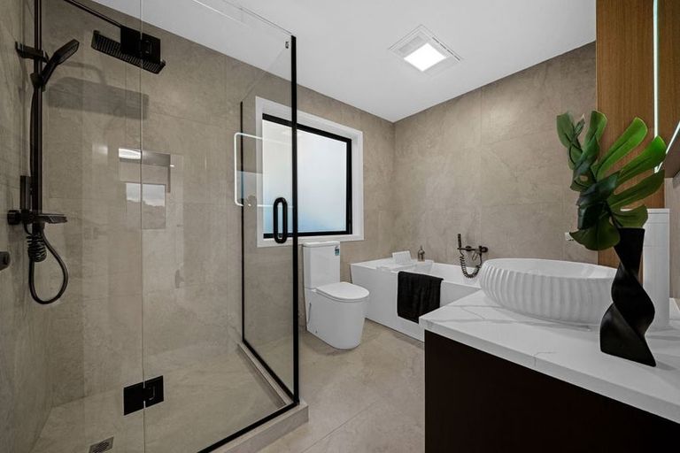 Photo of property in 26b Henriette Place, Totara Park, Auckland, 2576