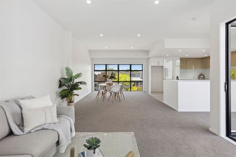 Photo of property in 4/91 Avalon Street, Richmond, Christchurch, 8013