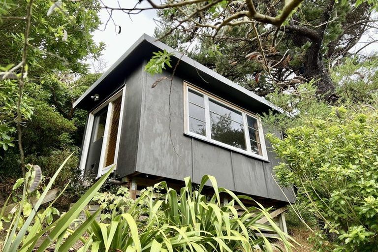 Photo of property in 335 Ohiro Road, Brooklyn, Wellington, 6021