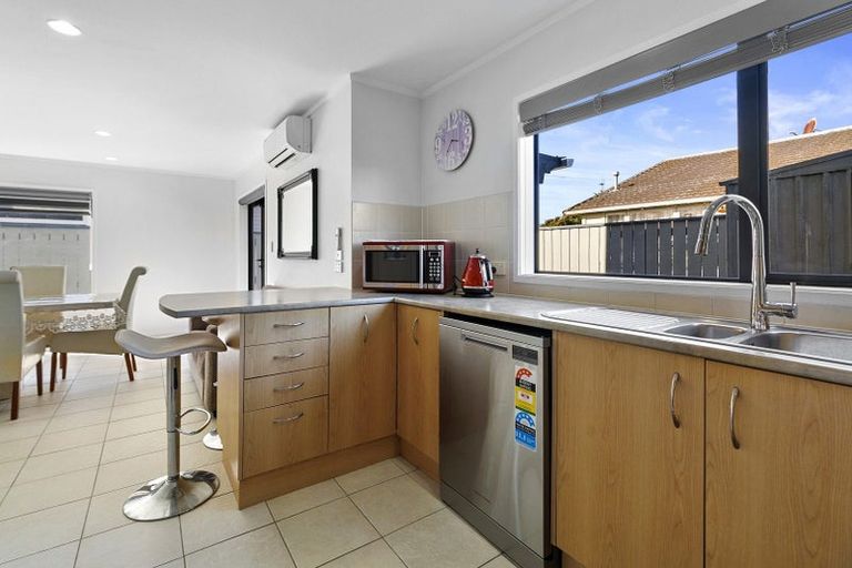 Photo of property in 12 Kauri Street, Miramar, Wellington, 6022