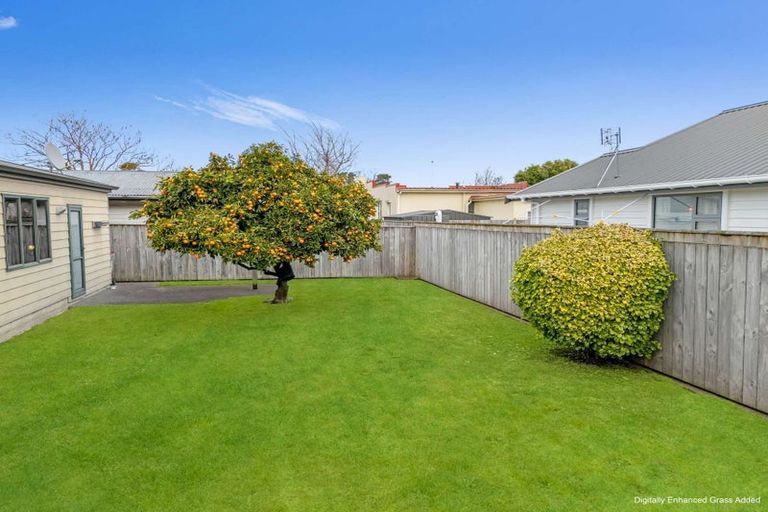 Photo of property in 800 Princes Street, Parkvale, Hastings, 4122