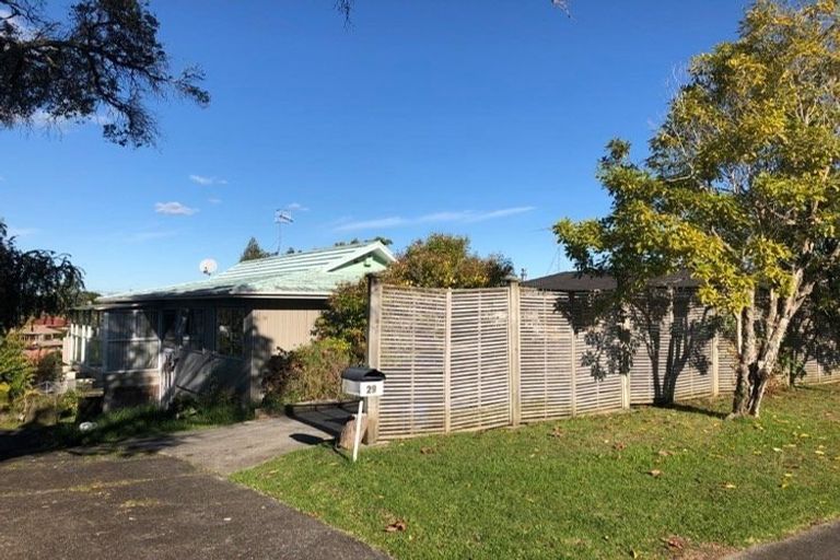 Photo of property in 29 Meadowvale Avenue, Forrest Hill, Auckland, 0620