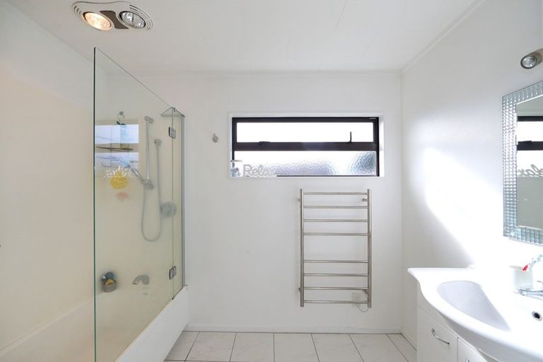 Photo of property in 39 Glamorgan Avenue, Tamatea, Napier, 4112