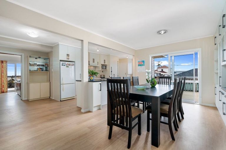 Photo of property in 75 Royal Road, Massey, Auckland, 0614