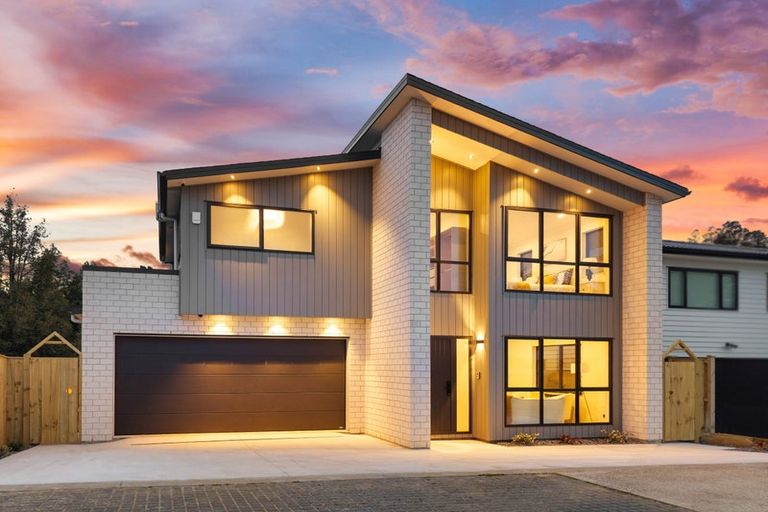 Photo of property in 2f Hughs Way, Flat Bush, Auckland, 2019